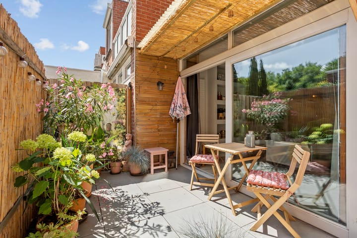 Tussenwoning te koop: Steursloot 12, Zoetermeer