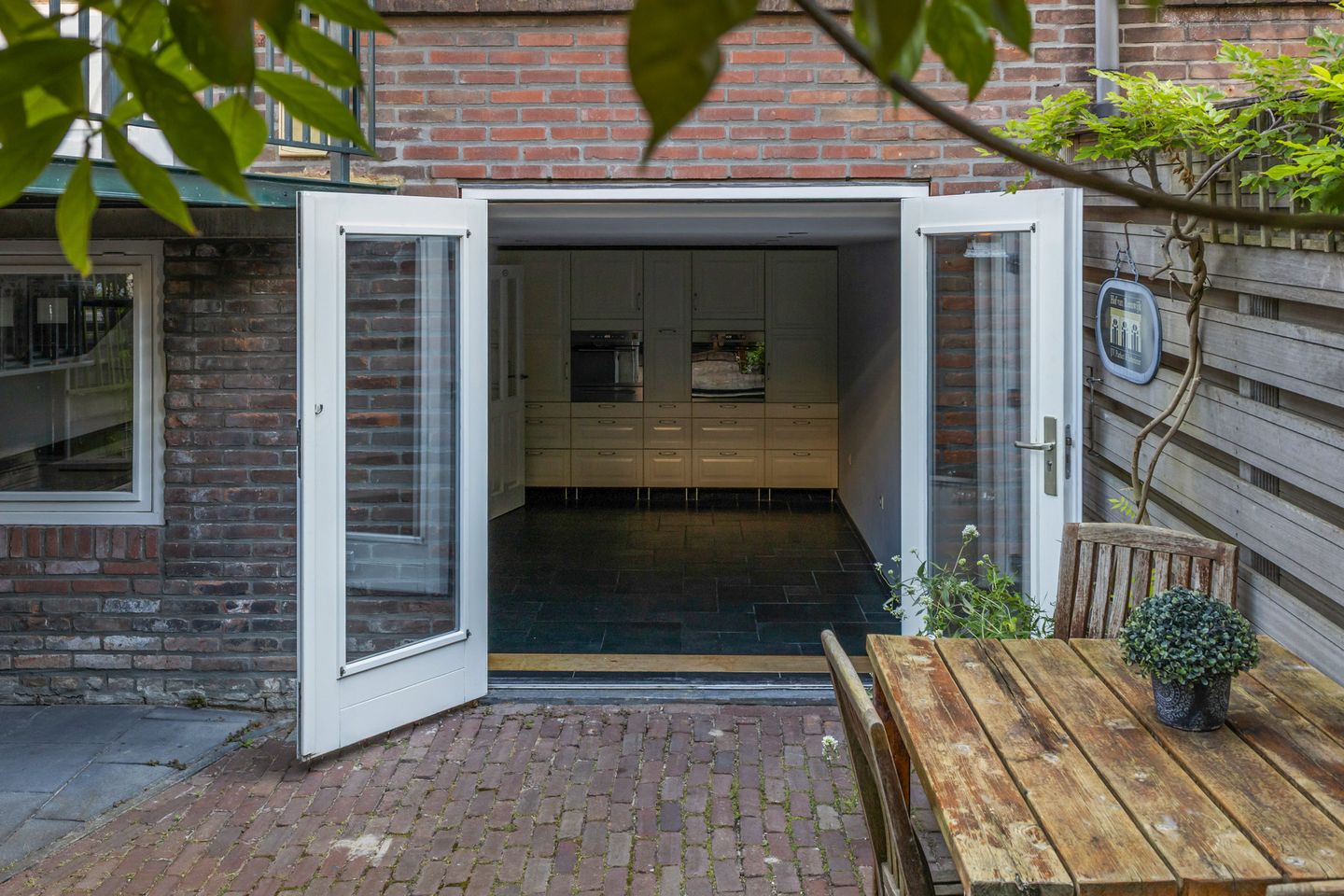 Photo 40 of Burgvlietkade 81