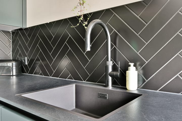 Tussenwoning te koop: Geometrielaan 84, Uithoorn