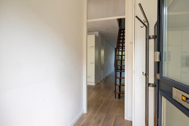 Tussenwoning te koop: Gershwinlaan 18, Delft