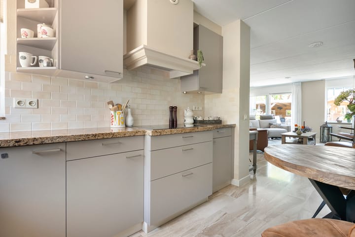 Hoekwoning te koop: Rommestraat 18, Zwolle