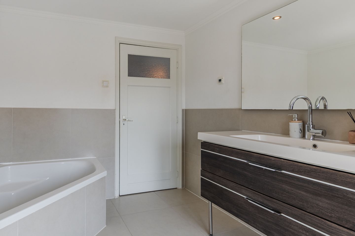 Foto 40 van Graaf Engelbrechtstraat 47