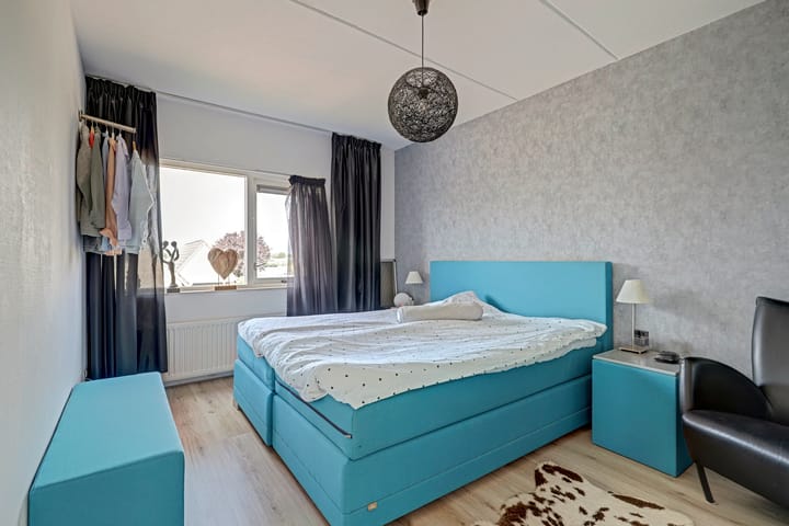 Twee-onder-één-kap te koop: 't Have 63, Laren (Ge)