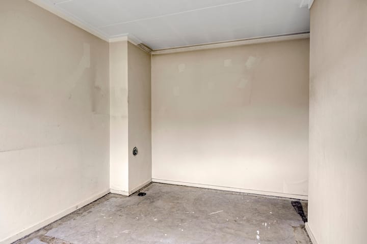Twee-onder-één-kap te koop: Amstenraderweg 74, Hoensbroek