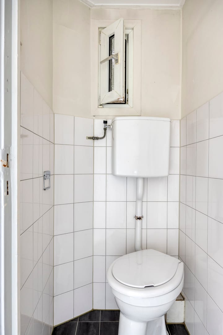 Twee-onder-één-kap te koop: Amstenraderweg 74, Hoensbroek