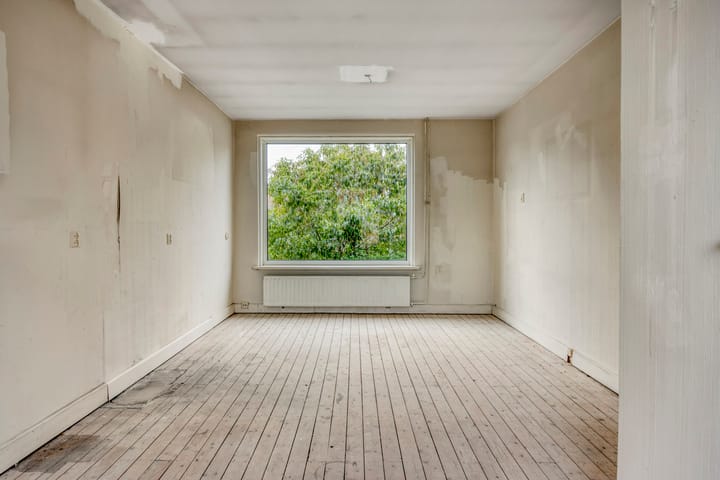 Twee-onder-één-kap te koop: Amstenraderweg 74, Hoensbroek