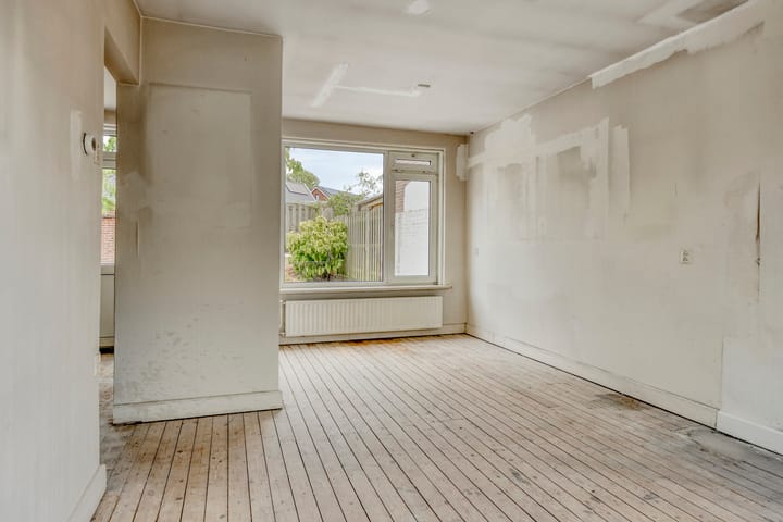 Twee-onder-één-kap te koop: Amstenraderweg 74, Hoensbroek