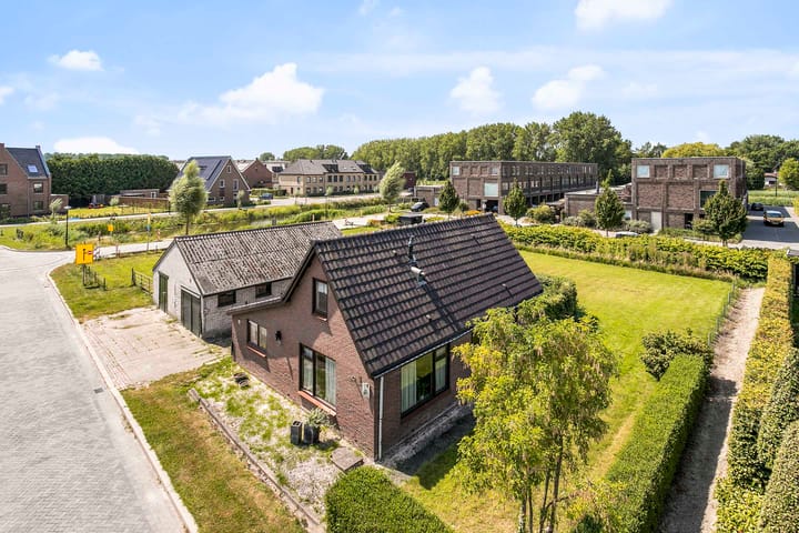 Vrijstaande woning te koop: Oosterweg 4, Heerhugowaard
