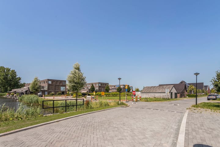 Vrijstaande woning te koop: Oosterweg 4, Heerhugowaard
