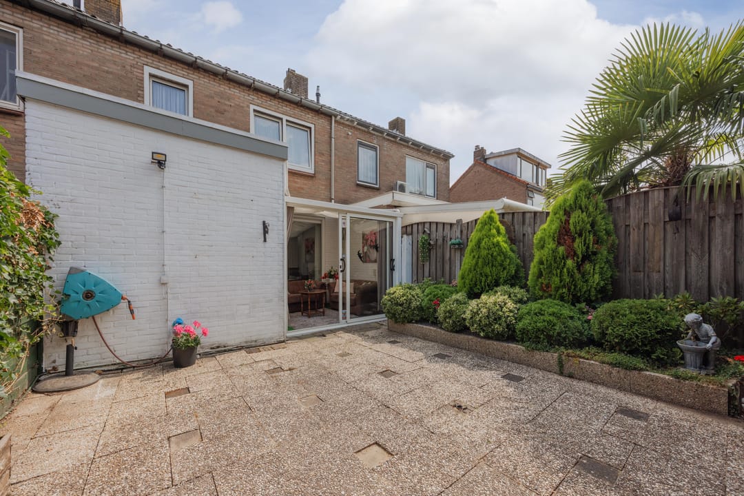 Photo 31 of Hertog Adolfstraat 10