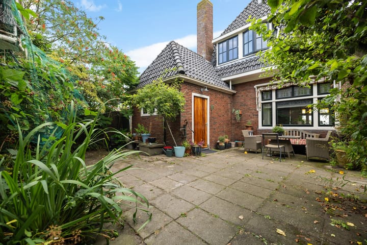 Vrijstaande woning te koop: Burenlaan 32, Pingjum