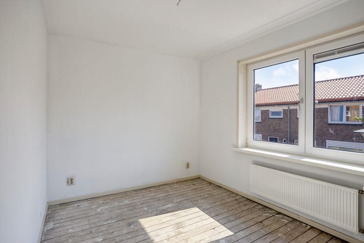 Tussenwoning te koop: Soetemanstraat 23, Beverwijk
