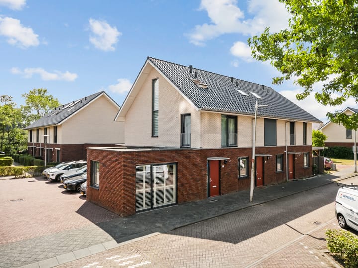 Foto 2 van Emile Hullebroeckstraat 17