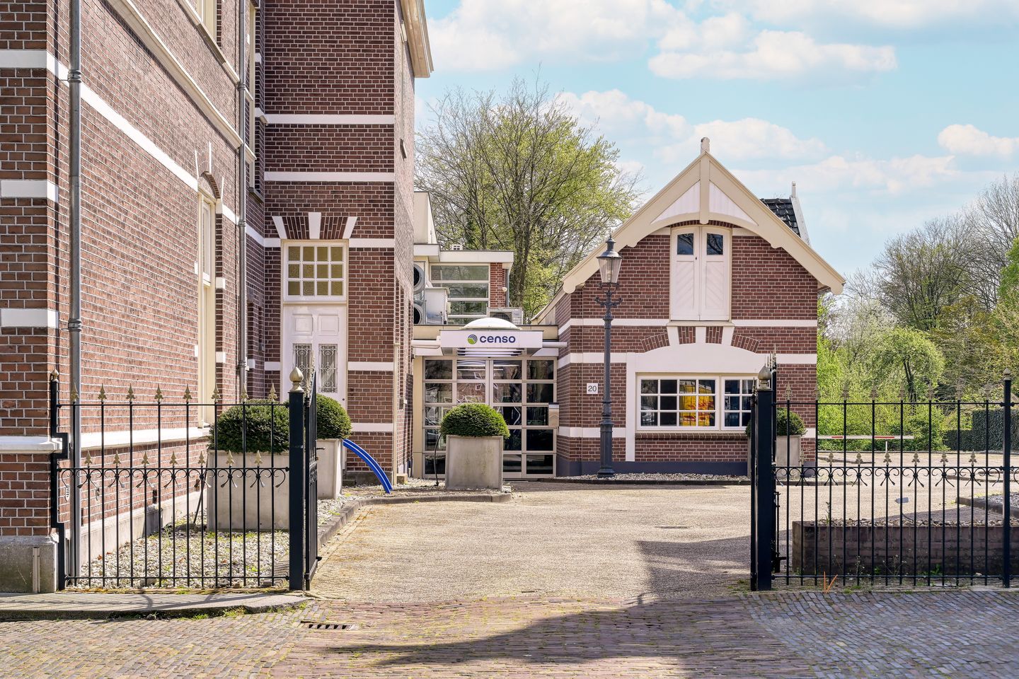 Bekijk foto 2 van De Lind 20
