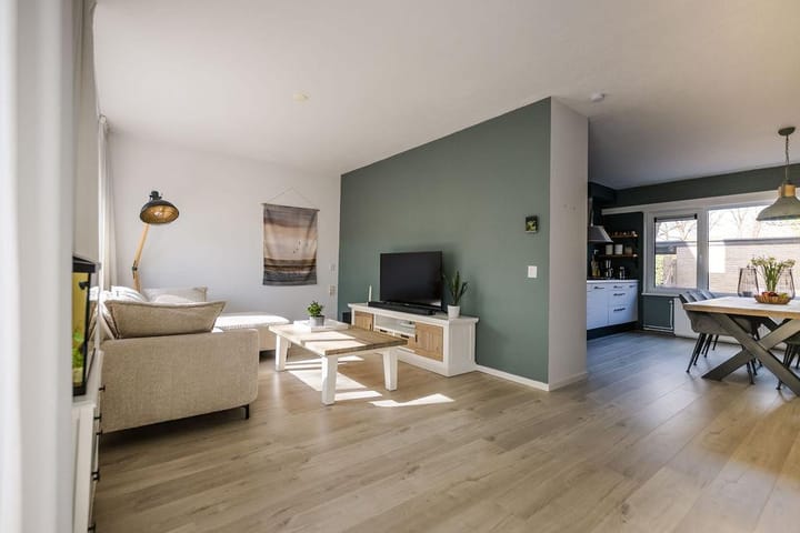 Tussenwoning te koop: Zwemmer 59, Drachten