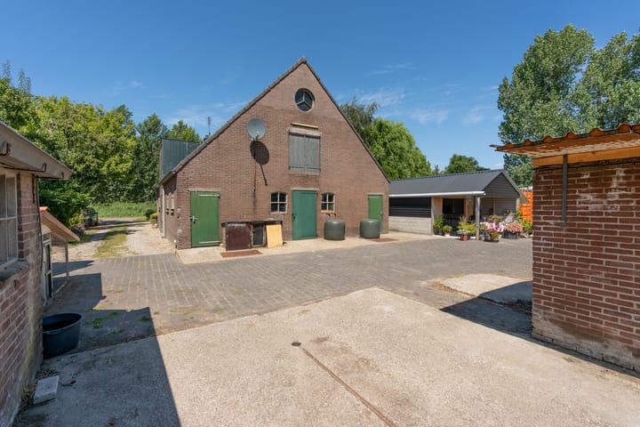 Vrijstaande woning te koop: Ameronger Wetering 16, Amerongen