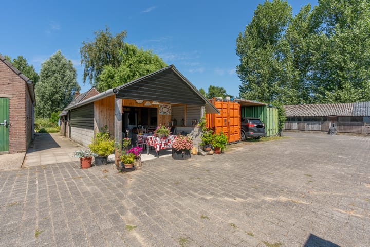 Vrijstaande woning te koop: Ameronger Wetering 16, Amerongen
