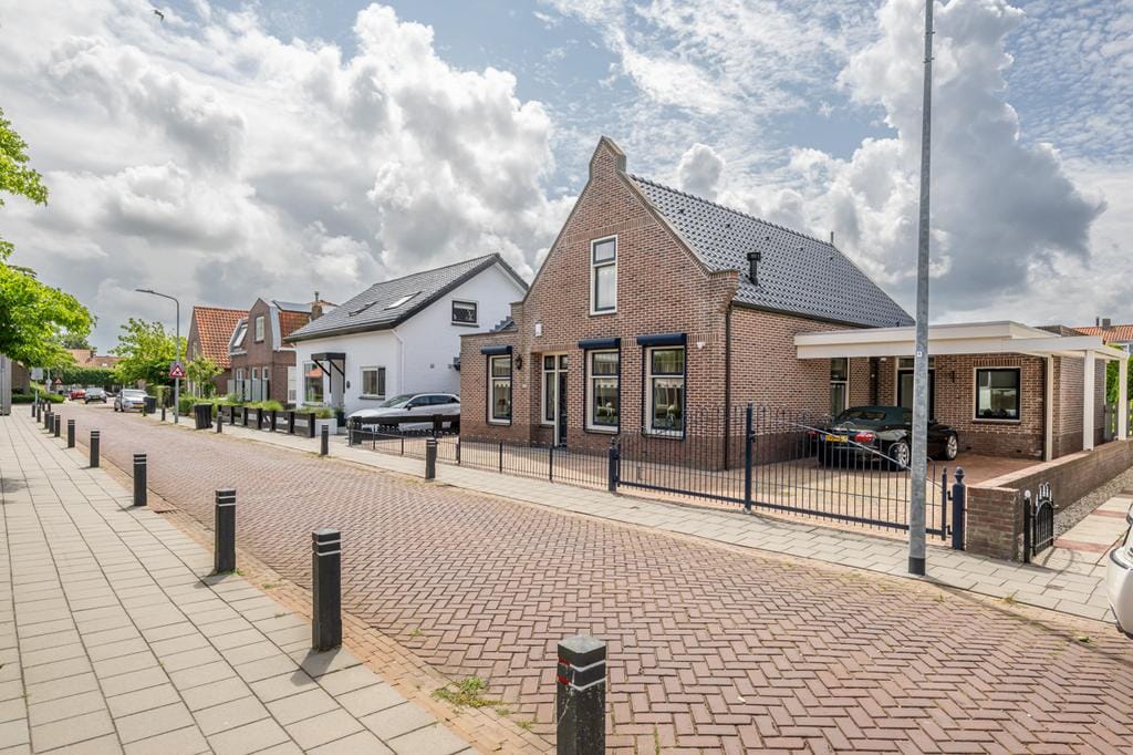 Photo 48 of Schoolstraat 7