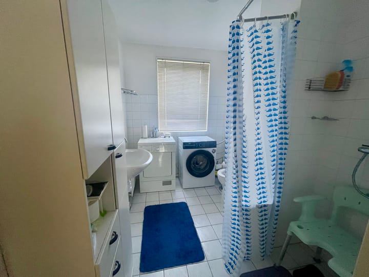 Tussenwoning te huur: Atletiekbaan 26, 'S-Gravenhage