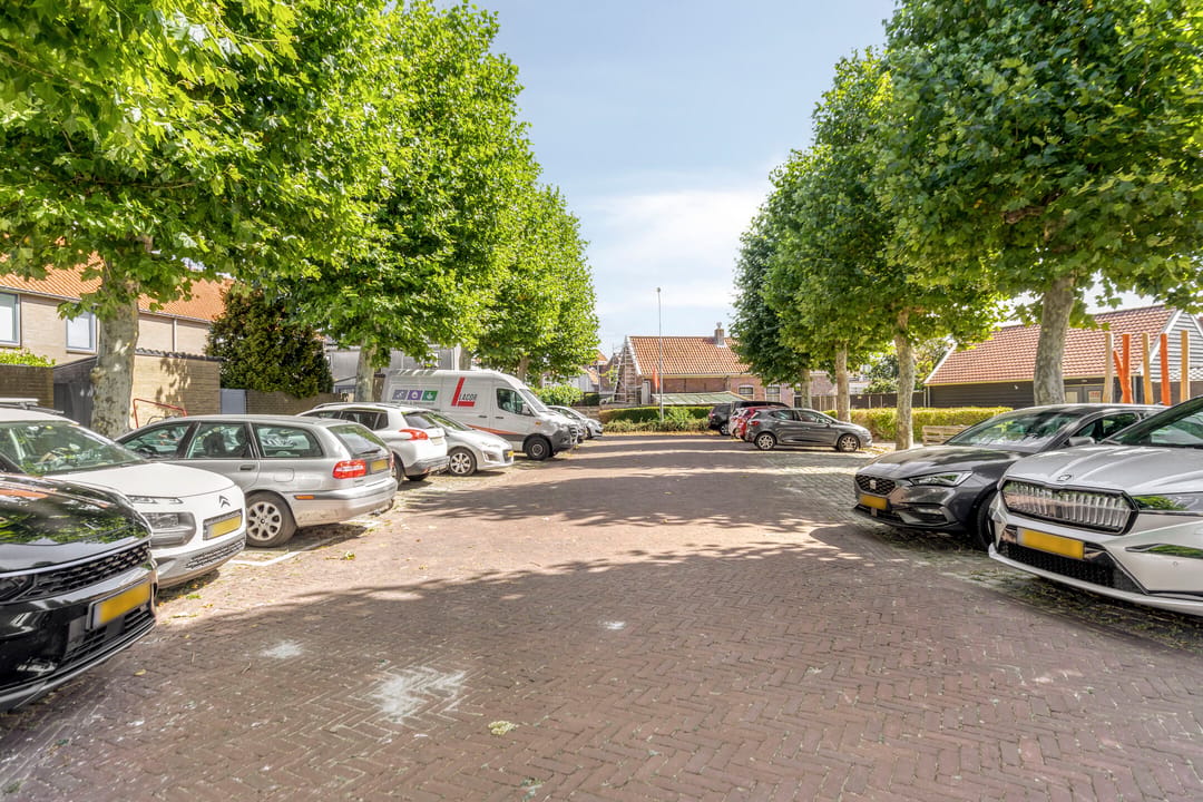 Photo 26 of Pieterseliestraat 25