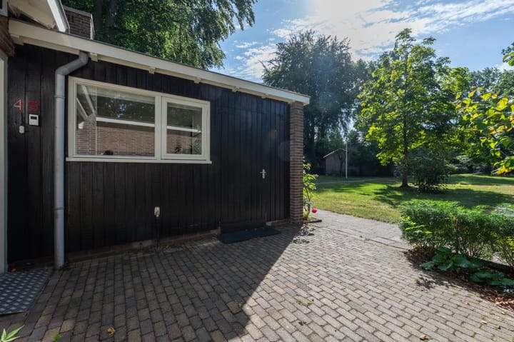 Tussenwoning te koop: Ericapark 45, Bennekom