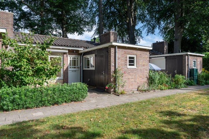 Tussenwoning te koop: Ericapark 45, Bennekom