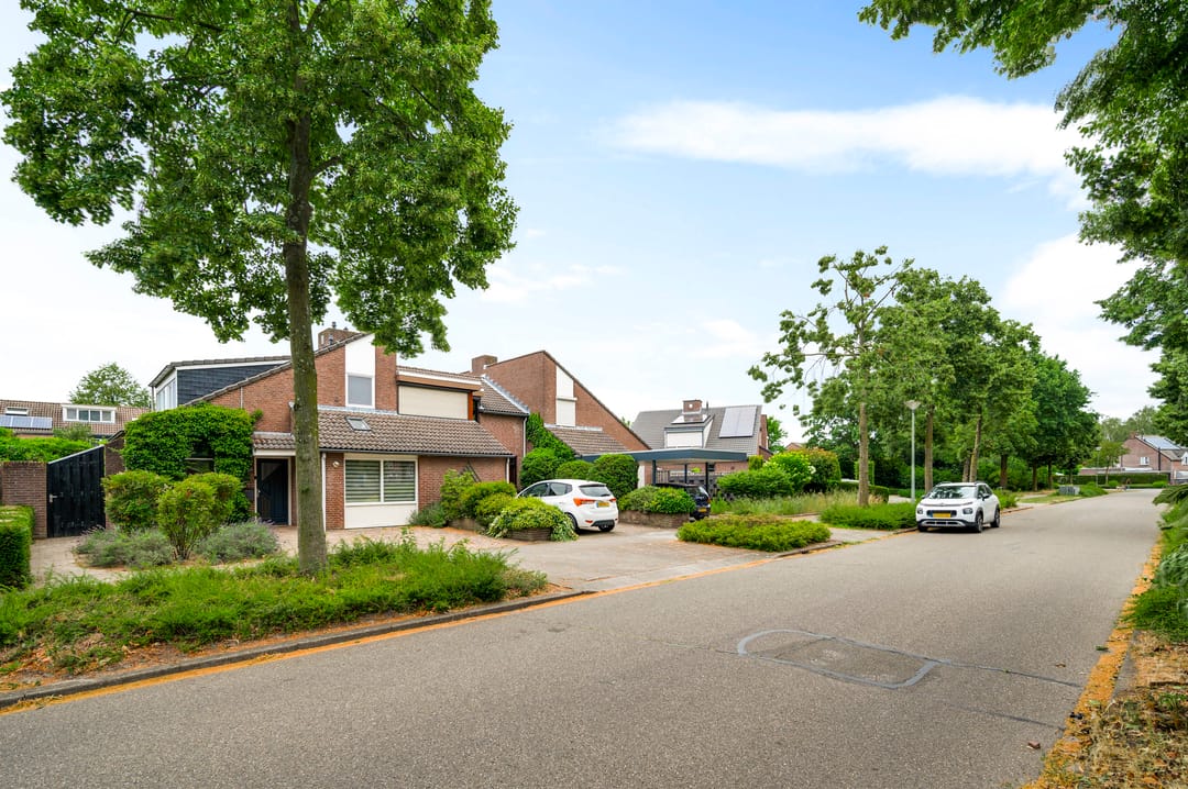 Foto 46 van van Douverenstraat 39
