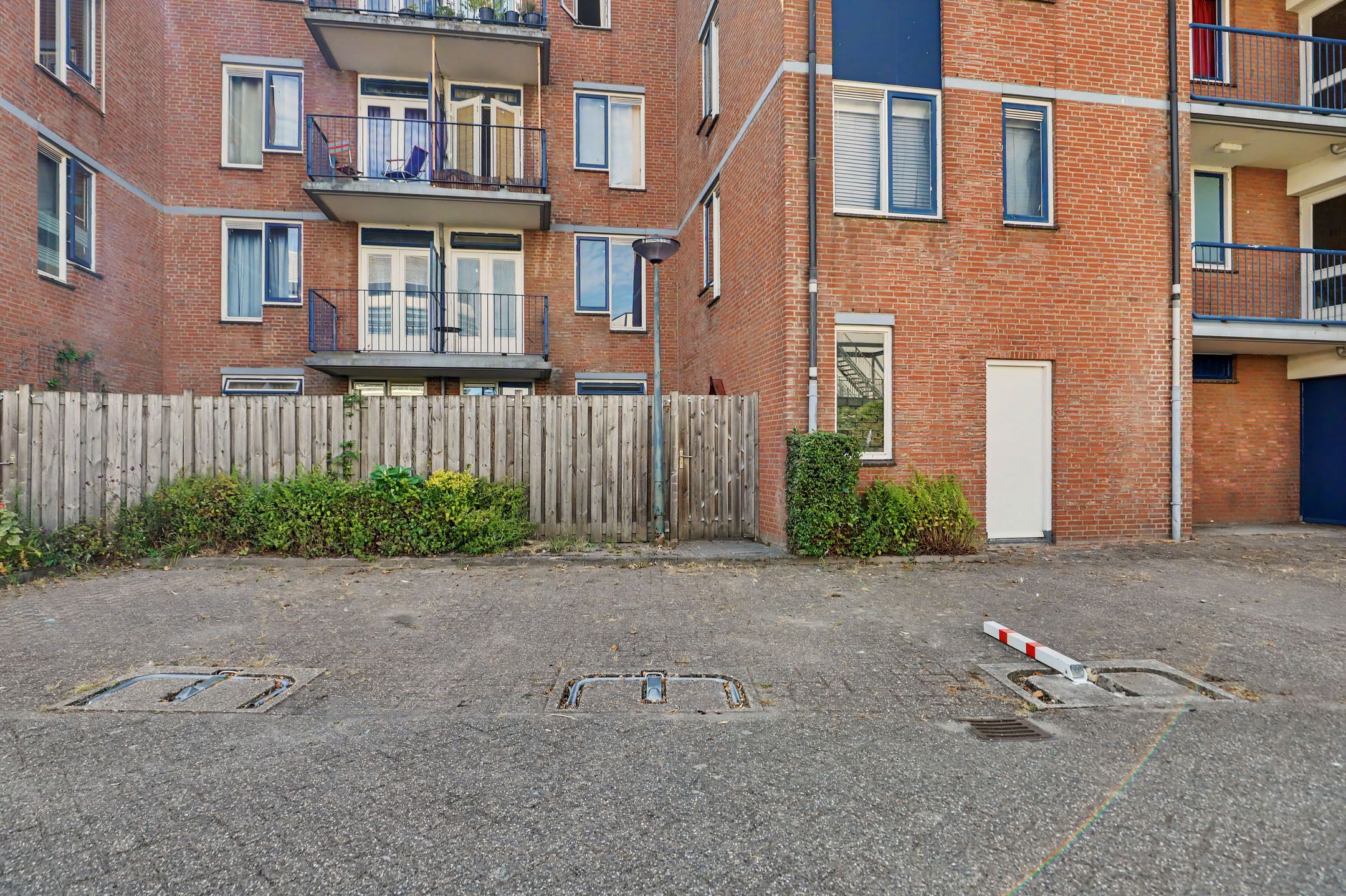 Photo 30 of Van Dishoeckstraat 180