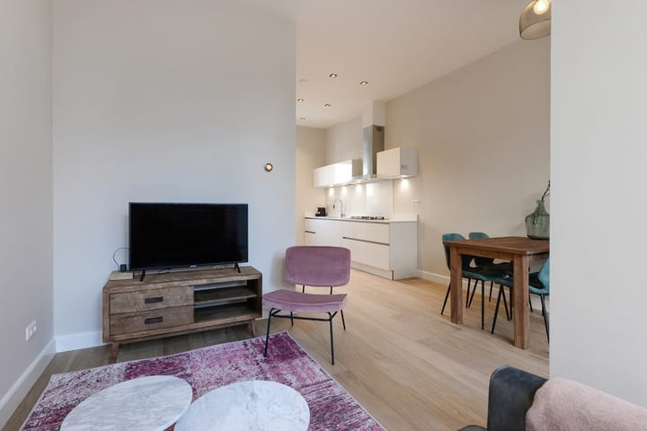 Appartement te huur: Bazarstraat 1E, 'S-Gravenhage