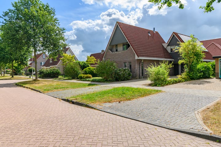 Vrijstaande woning te koop: Pompeblêd 15, Lippenhuizen
