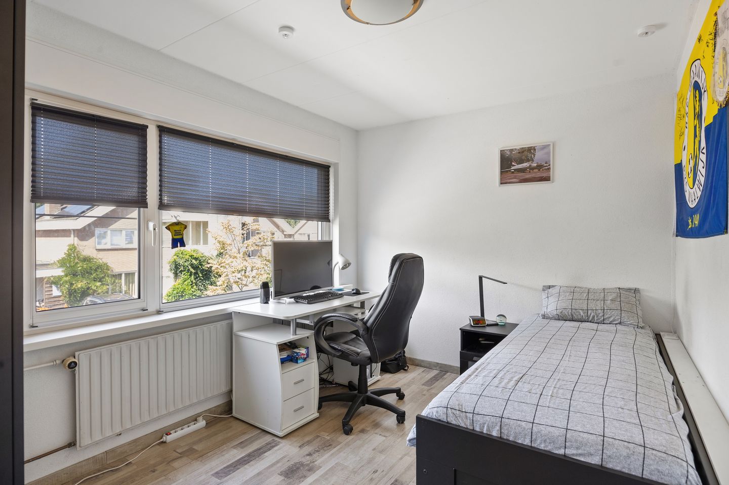 Photo 25 of Debussystraat 22