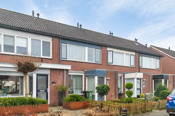 Foto 5 van Middenlandlaan 14