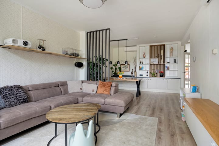 Tussenwoning te koop: Lekstraat 11, Winschoten