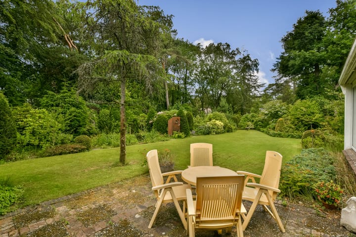 Vrijstaande woning te koop: Beethovenlaan 22, Hilversum