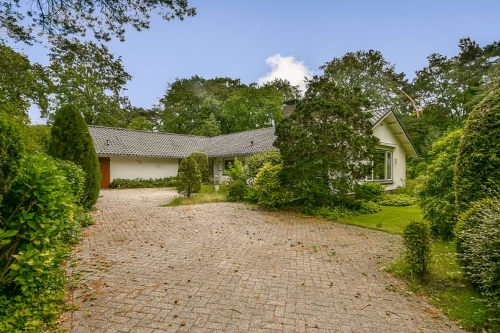 Vrijstaande woning te koop: Beethovenlaan 22, Hilversum