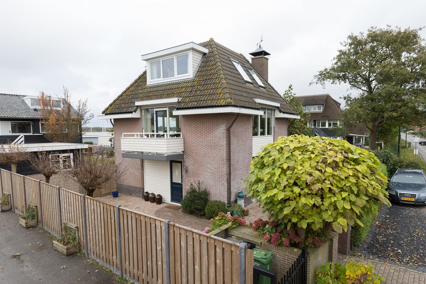 Photo 30 of Nieuw-Loosdrechtsedijk 240-C