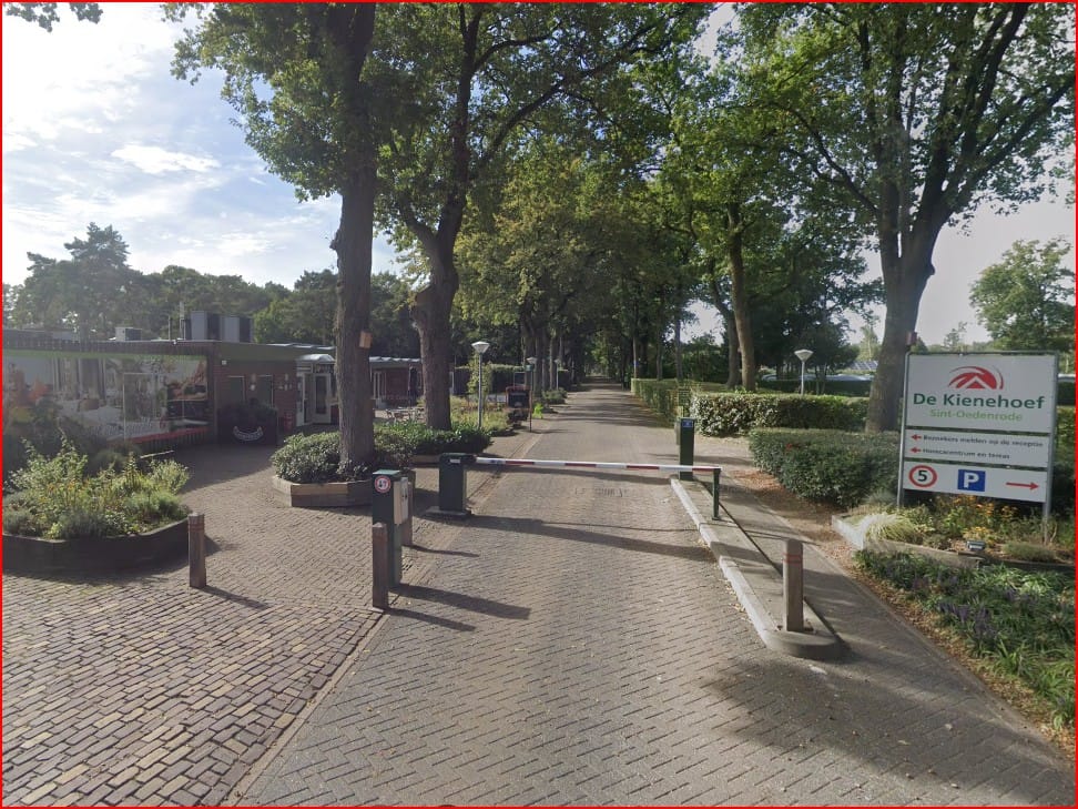 Foto 38 van Zwembadweg 37-83