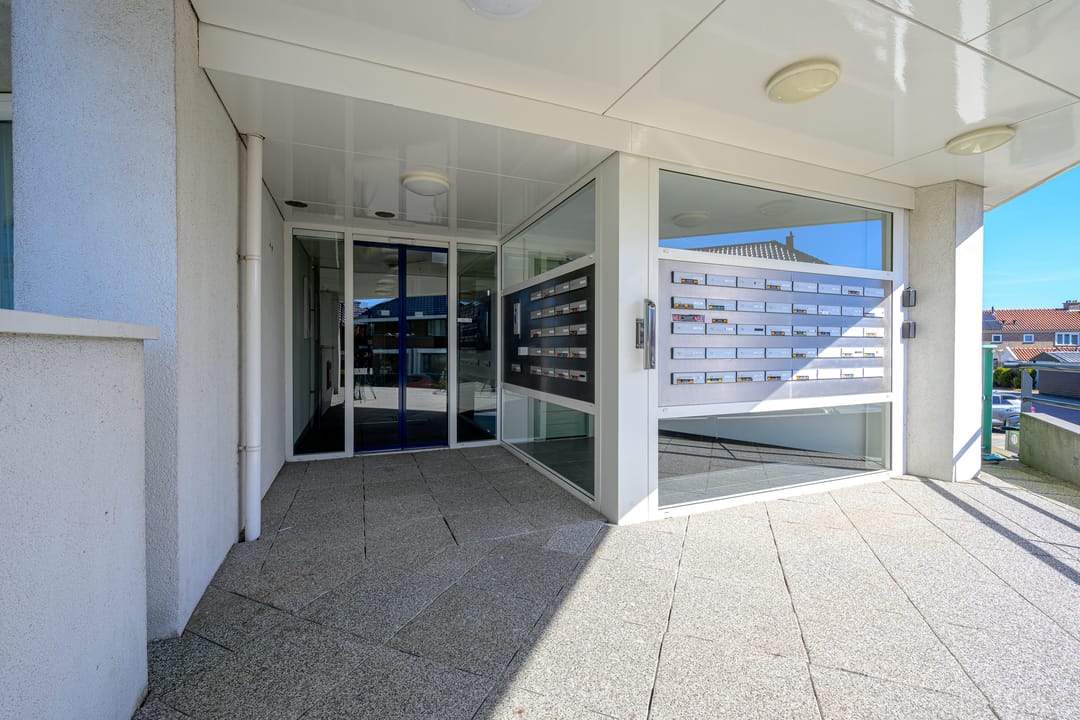 Photo 7 of Kaapstander 16