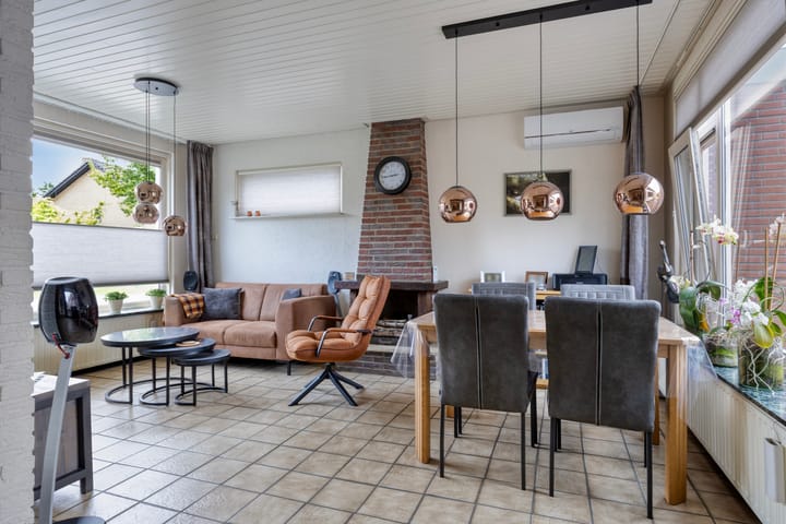 Twee-onder-één-kap te koop: Buizenberg 5, Vianen (Nb)