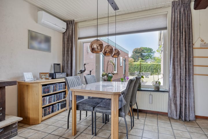Twee-onder-één-kap te koop: Buizenberg 5, Vianen (Nb)