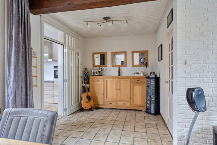 Twee-onder-één-kap te koop: Buizenberg 5, Vianen (Nb)