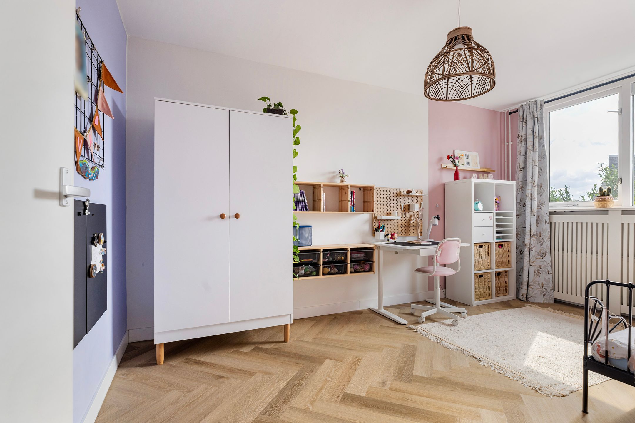 Photo 18 of Bizetstraat 75