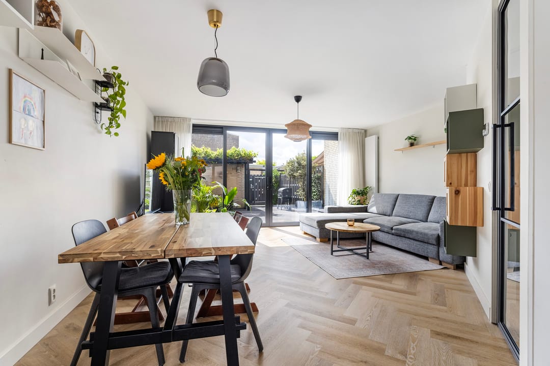 Photo 11 of Bizetstraat 75