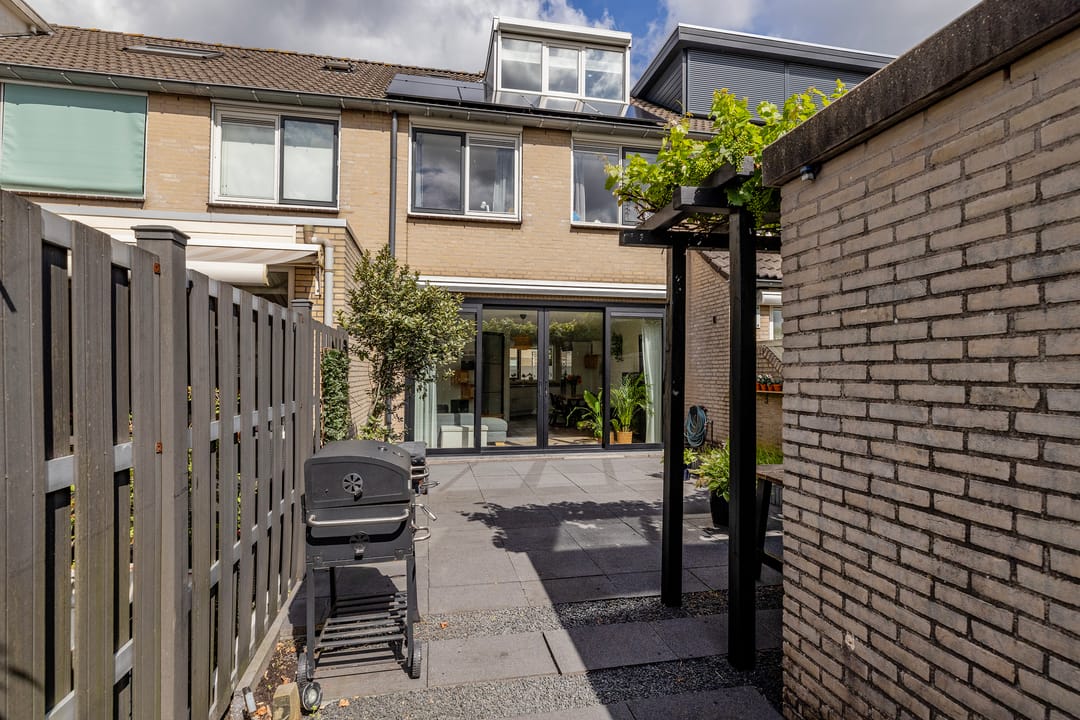Photo 38 of Bizetstraat 75