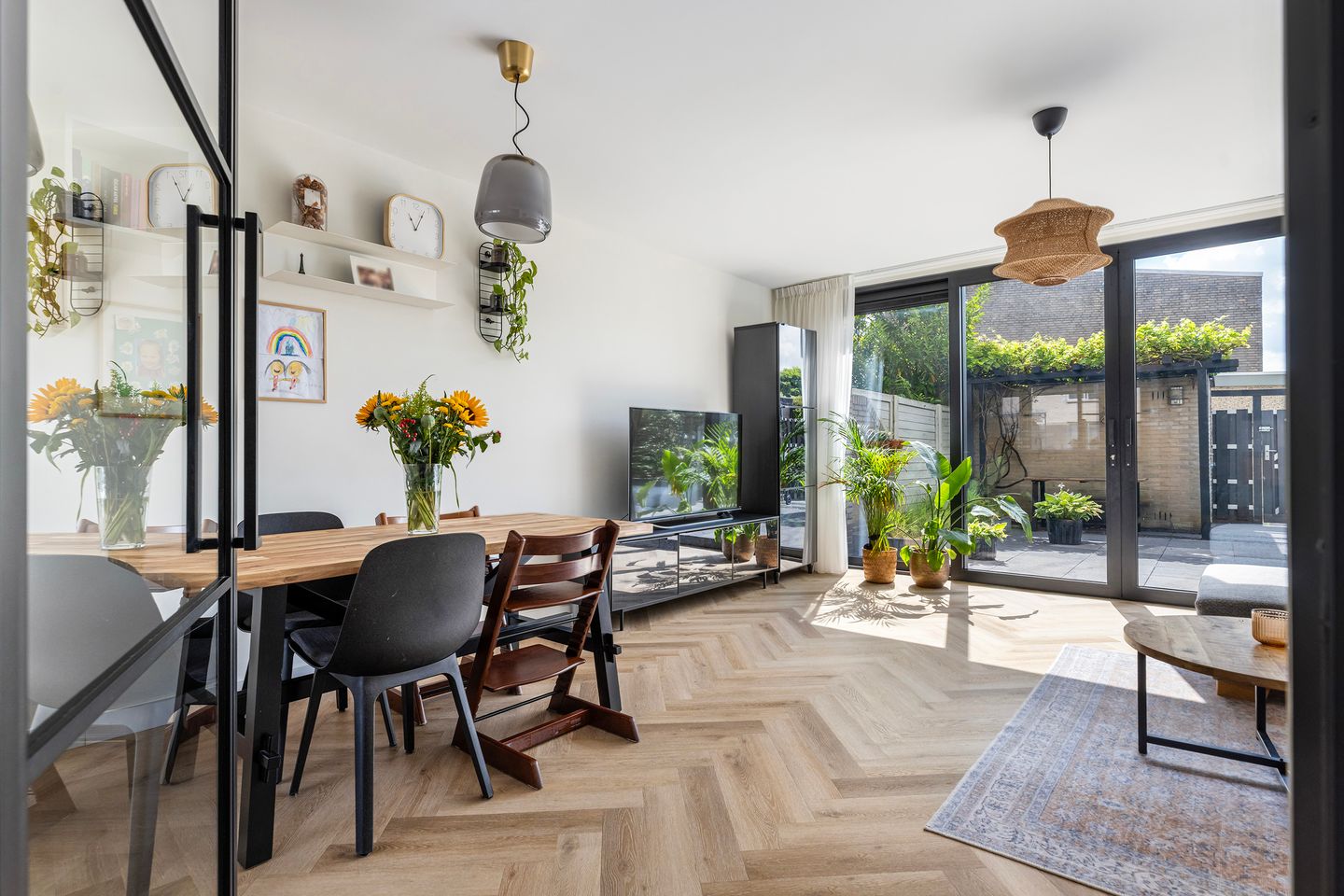 Photo 10 of Bizetstraat 75