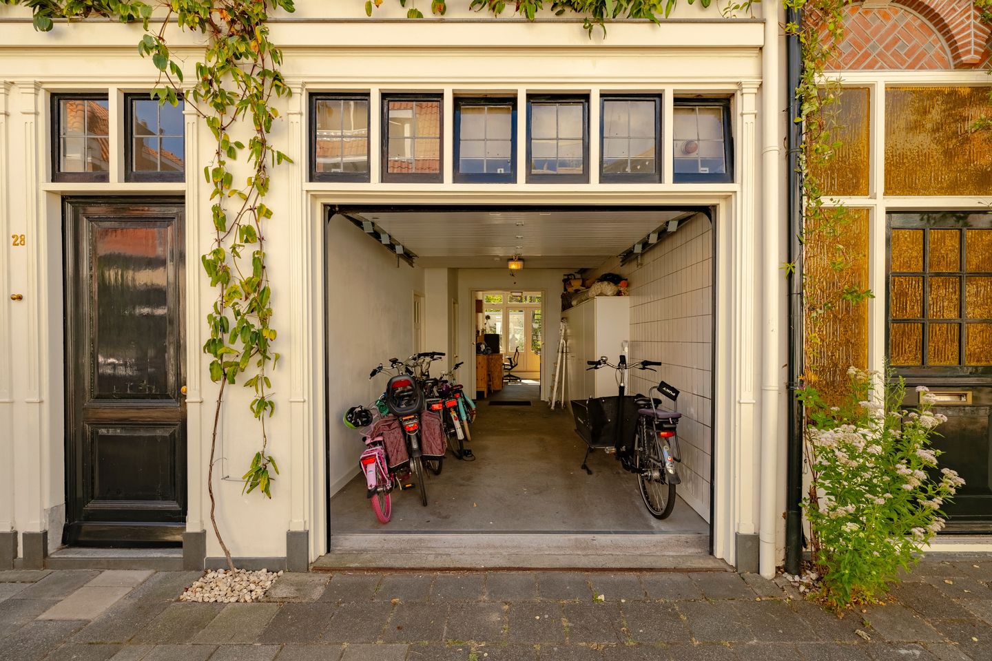 Photo 4 of Leidsestraat 28