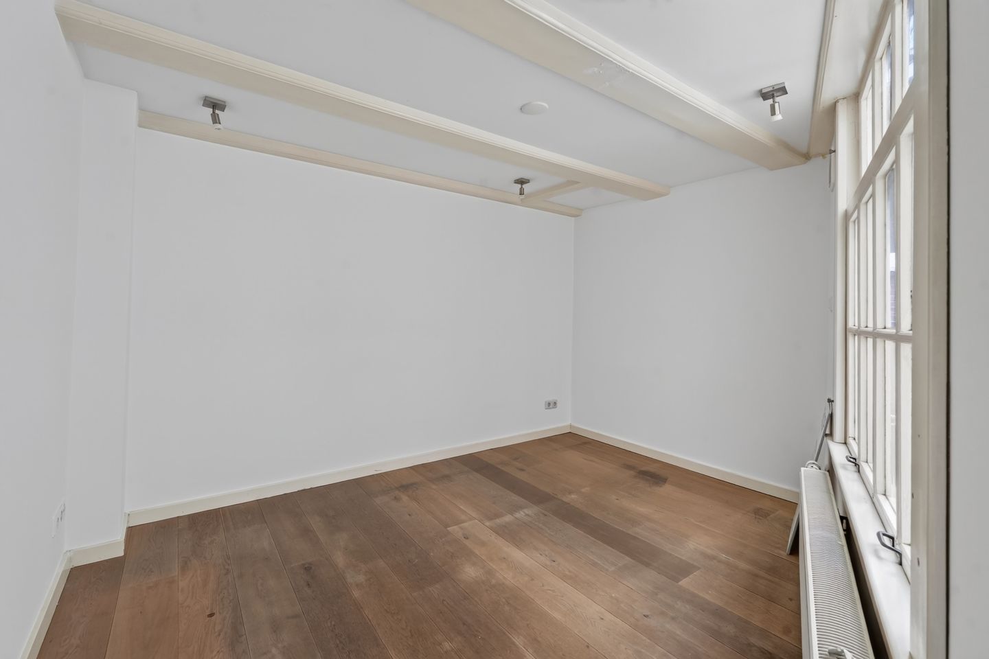 Photo 20 of Huidenstraat 21-A