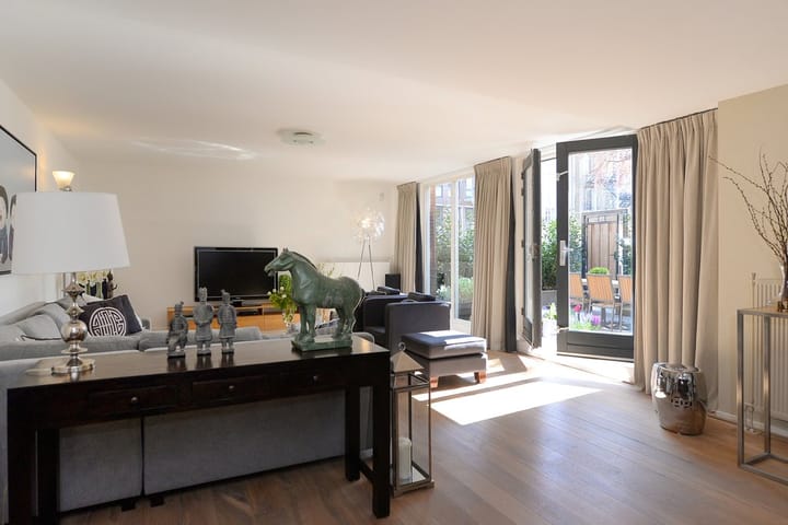 Appartement te koop: Laan van Roos en Doorn 35N, 'S-Gravenhage