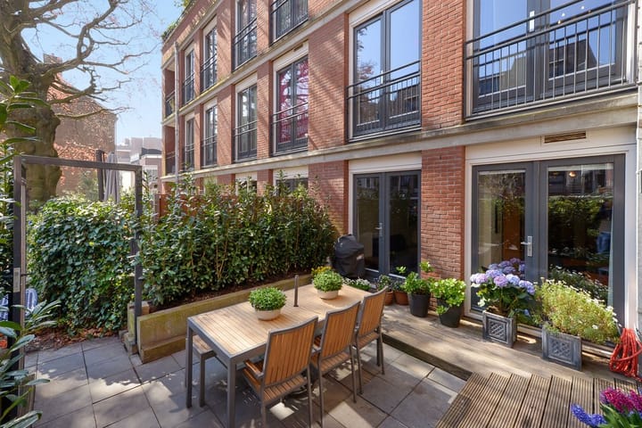 Appartement te koop: Laan van Roos en Doorn 35N, 'S-Gravenhage