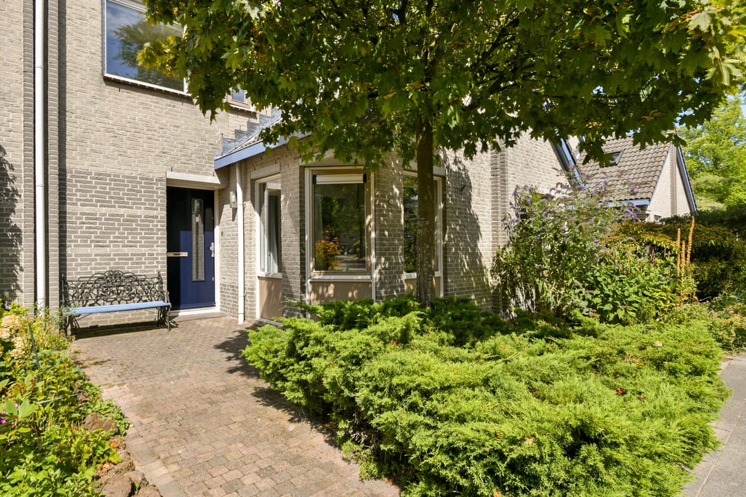 Foto 2 van Bertha von Suttnerlaan 12